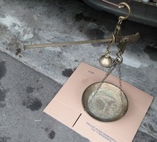 Antica Bilancia Stadera Bascula in Ottone (No antico peso pesiera chiave lume)