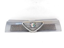 GRIGLIA ANTERIORE C/LOGO ALFA ROMEO 75 (162) 1.6 B 8V MAN 5M 110CV 1989 4P BERL