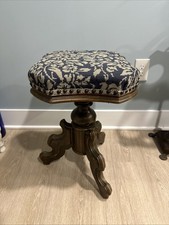 MERAVIGLIOSO SGABELLO PIANOFORTE VITTORIANO IMBOTTITO REGOLABILE...DA 17" A 23" Blu Floreale