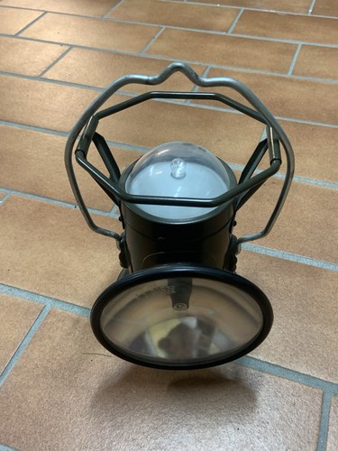 Antica lampada elettrica - lampada, ex