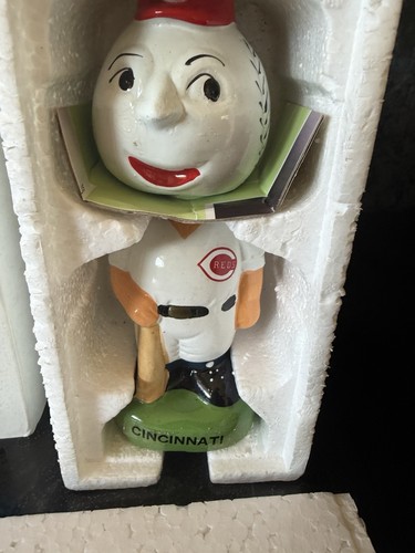 Minnesota twins bobblehead - twins,