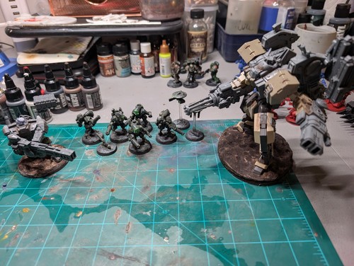 Warhammer 40k tau - tau, battlesuit