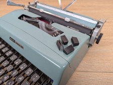 Olivetti Lettera 25 / 32 / DL / Dora - Set di 4