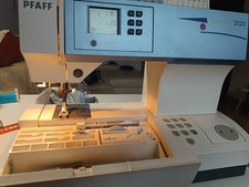 pfaff triptronic 2020 macchina da cucire 