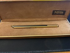 Aurora Thesi - Icona Design