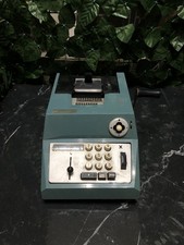 calcolatrice meccanica vintage