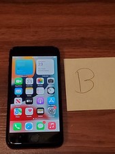Apple iPhone 7 MNAC2LL/A 32 GB