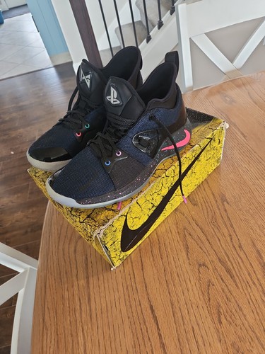 Taglia playstation x nike - -,