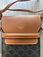 Autentica custodia telefono