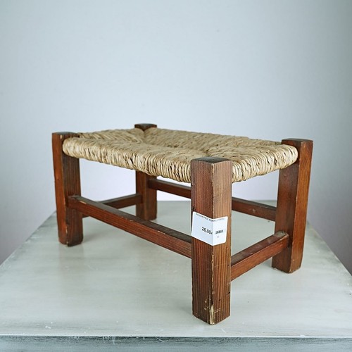 Poggia piedi sgabello basso - poggia,