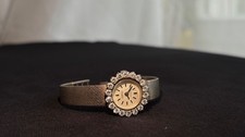 Antico orologio turistico in