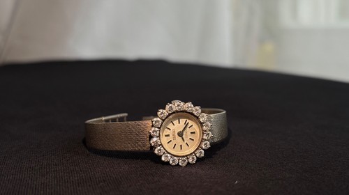 Antico orologio turistico - , in