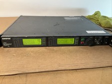 Shure UR4D - Ricevitore wireless doppio con audio di riferimento - L3 638-698MHz