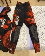 Muta Omer Red Stone 5mm, interno spaccato esterno foderato, come nuova