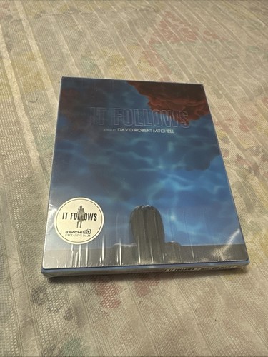 Follows blu ray steelbook - it,