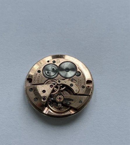 Mouvement pour montre omega - montre,