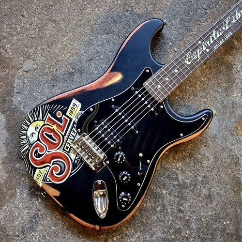 Squier fender stratocaster - squier, by