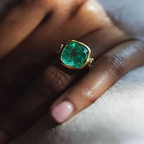 Elegant cushion cut green - elegant,