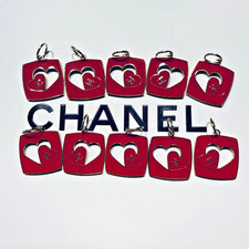 10 pieces CHANEL 2026