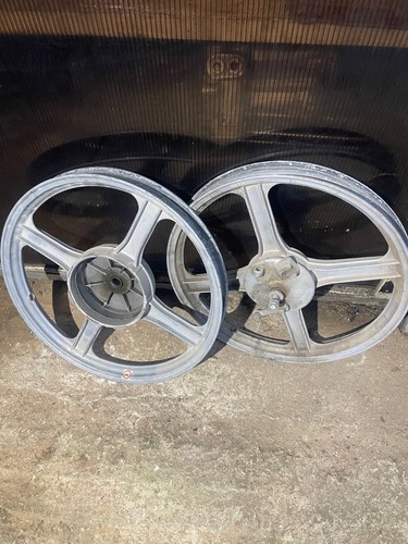 Coppia cerchi lega piaggio - in,