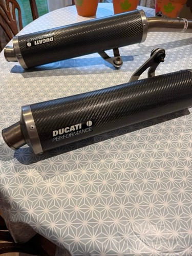 Tubi carbonio ducati - tubi,