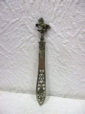 *Coupe papier vintage ouvragé