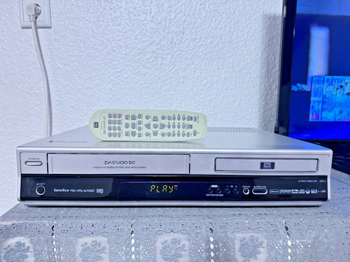 Daewoo dfx 5705 vhs - daewoo, vcr