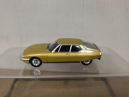 Citroen 1970 gold apx - sm,