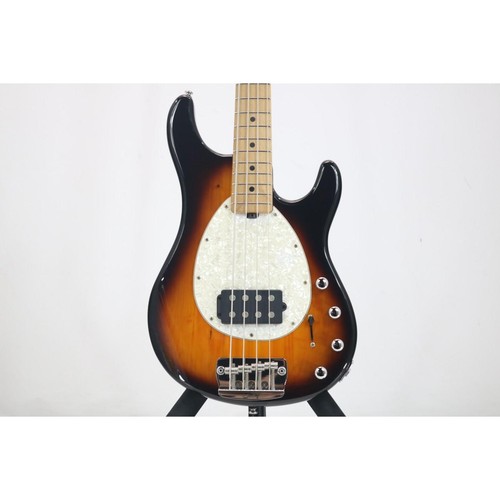Autentico sterling musicman - by,