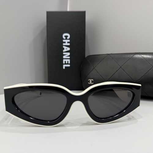 Chanel 6056 1656 53 - 6056, c.1656/53