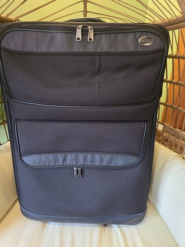 American tourister wheeling - american,