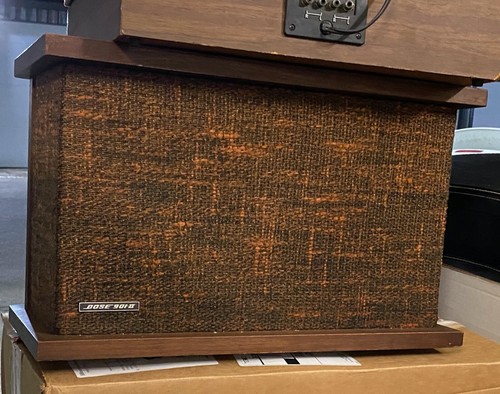 One bose 901 series - one, two"