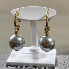 CHANEL Orecchini Cerchio Marca