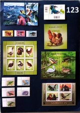 118 FRANCOBOLLI A TEMA UCCELLI VARI PAESI 2012/2013