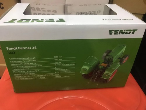 Trattore universale hobby - , 1/32