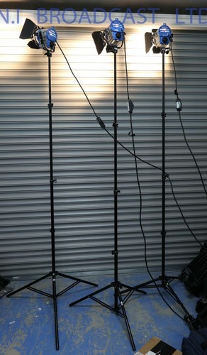 Arri 300plus 300watt luci - 3x,