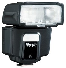 Flashpistola Nissin i40 -