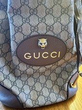 Gucci GG Supreme Tiger Bucket