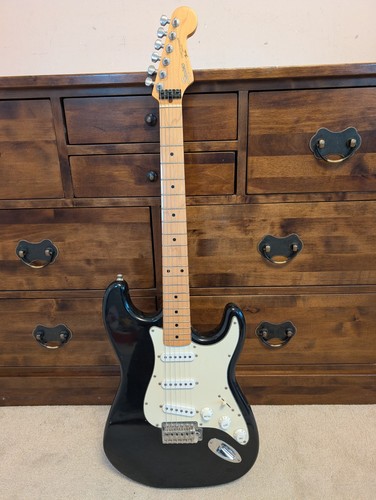 Fender squier stratocaster - fender,