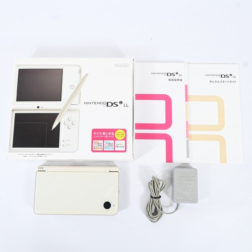 Nintendo dsi console - nintendo,