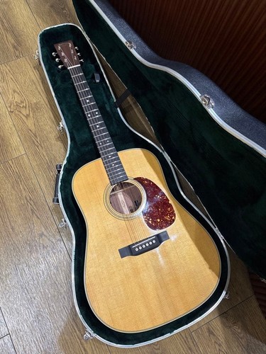 Martin standard 2021 - d-28,