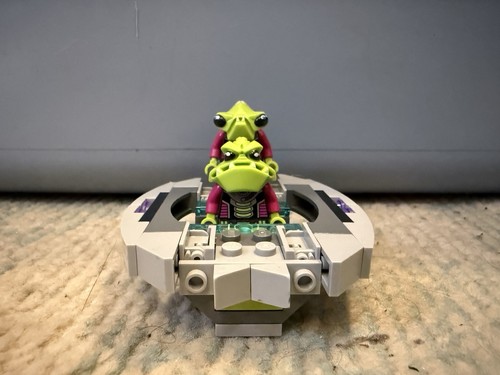Lego alien conquest - alien,