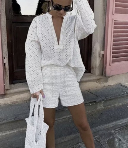 Zara pantaloncino ricamato