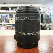 Usato Sigma DC 18-250mm