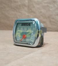 TACHIMETRO CONTA CHILOMETRI  VDO CONTA KM VESPA 125 FARO BASSO STRUZZO