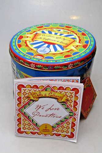 Dolce gabbana panettone - &,