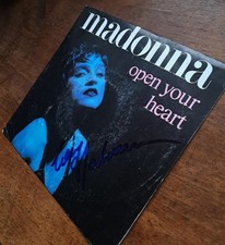 Signed madonna open - 7",