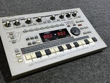 Roland mc303 sequencer dance - roland,