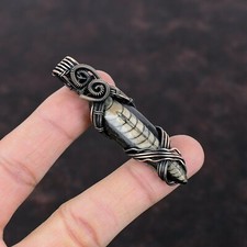 Ciondolo avvolto in filo di