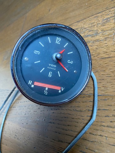 Orologio indicatore benzina - orologio,